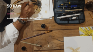 ręka męska, malowanie, kawa